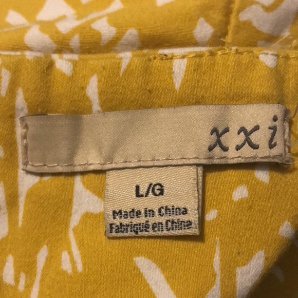 Sunny Summer Yellow Cotton Zip Up Mini Skirt - Picture 5 of 6